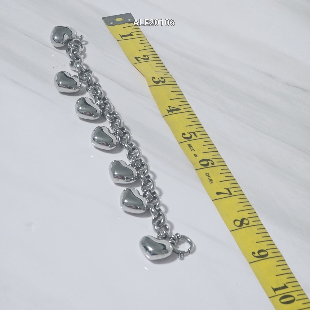 Stainless steel Silver Heart Charm Bracelet - Picture 3 of 3